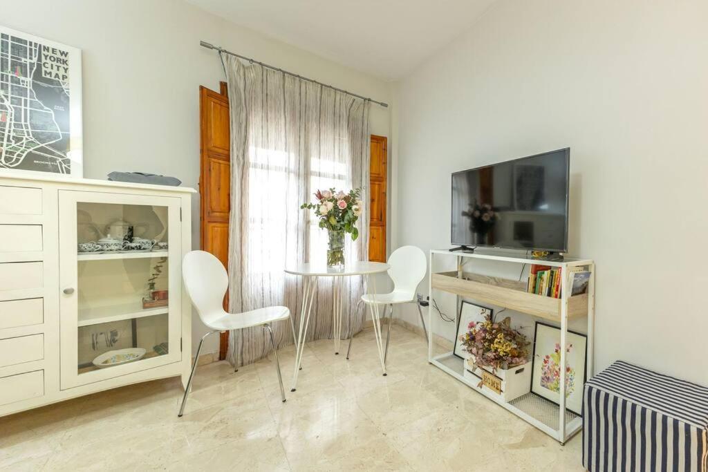 Pajaritos Center Suite By Valcambre 塞维利亚 外观 照片